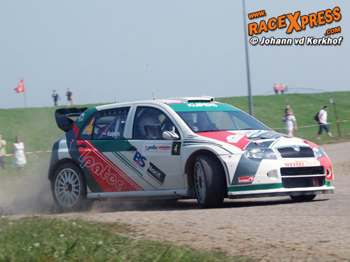 Kuipers verscheen net zoals Wevers aan de start met een Fabia WRC
